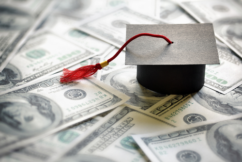 How New Grads Can Master Their Finances
